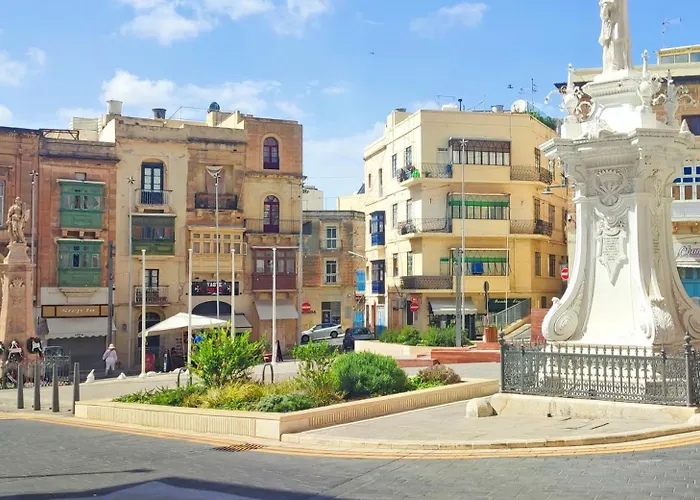 Daire Vittoriosa' Seafront 2 Bed Highly Furnished