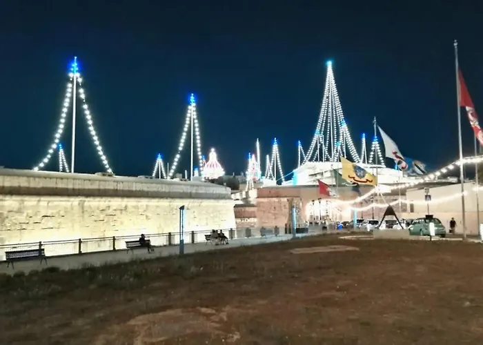 Vittoriosa' Seafront 2 Bed Highly Furnished * Birgu