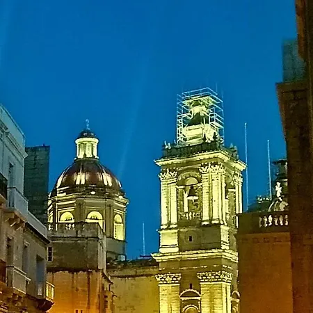 Vittoriosa' Seafront 2 Bed Highly Furnished Apartamento Birgu