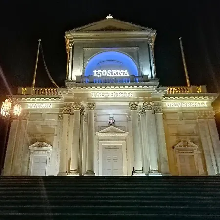 Vittoriosa' Seafront 2 Bed Highly Furnished Daire Birgu