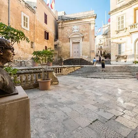 Apartamento Vittoriosa' Seafront 2 Bed Highly Furnished Birgu