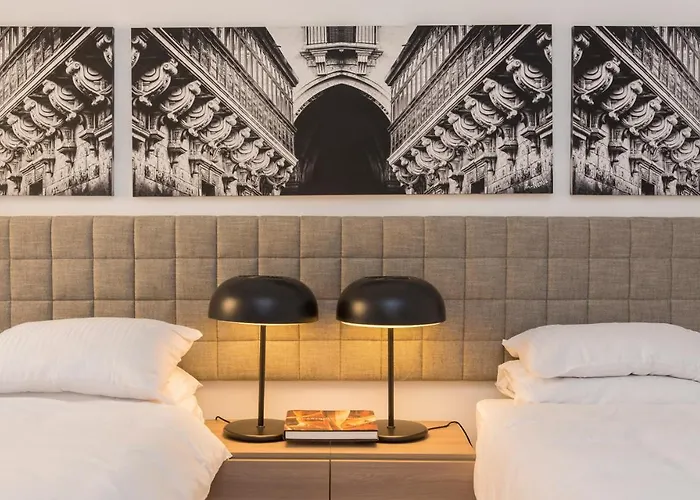 Apartment Vittoriosa' Seafront 2 Bed Highly Furnished