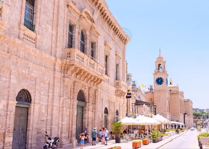 Vittoriosa' Seafront 2 Bed Highly Furnished * Vittoriosa